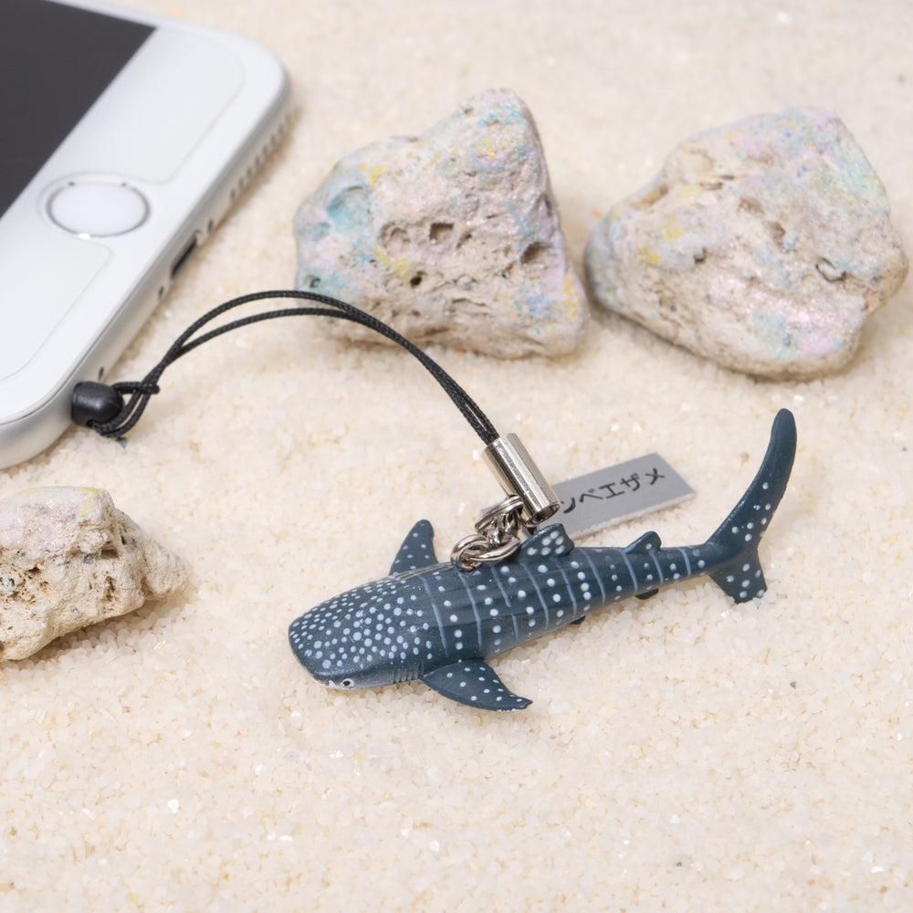 
                  
                    Load image into Gallery viewer, Real Figure Strap Whale Shark
                  
                