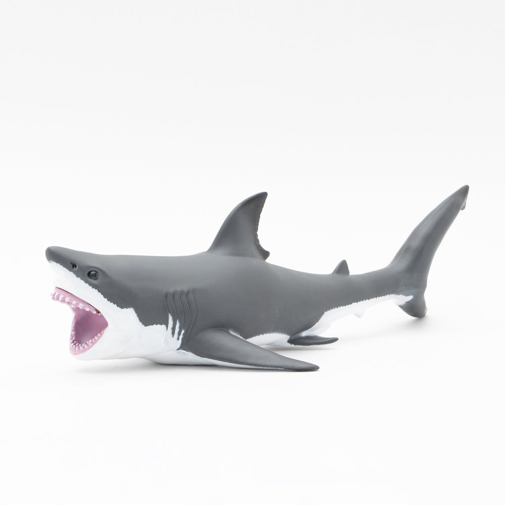 
                  
                    Load image into Gallery viewer, Great White Shark Vinyl Model
                  
                