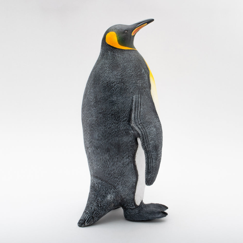 
                  
                    Load image into Gallery viewer, King Penguin Vinyl Model Premium Edition
                  
                