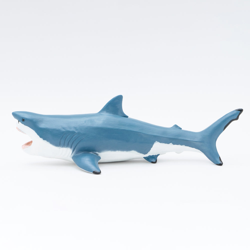 
                  
                    Load image into Gallery viewer, Megalodon Vinyl Model
                  
                